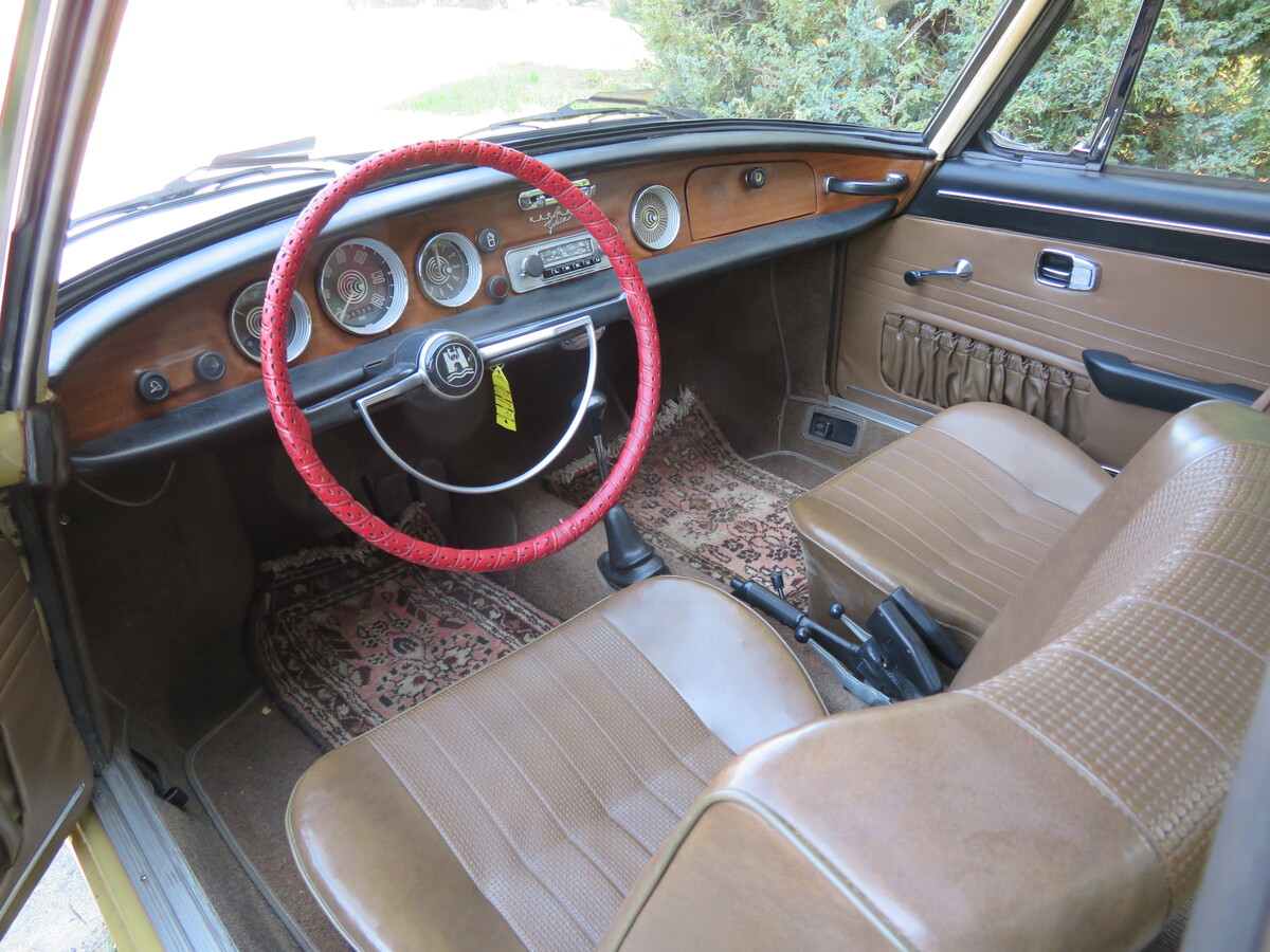 Bild 12 18 vom Fahrzeug-Verkaufsinserat Volkswagen Karmann Typ 34 1969 Der Grosse Karmann fuer die Frau von Welt