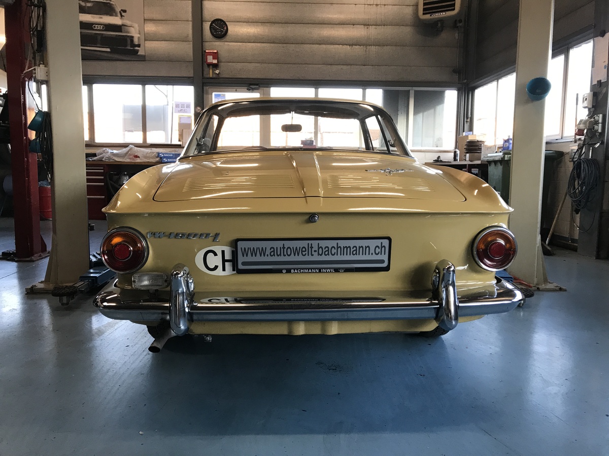 Bild 9 18 vom Fahrzeug-Verkaufsinserat Volkswagen Karmann Typ 34 1969 Der Grosse Karmann fuer die Frau von Welt