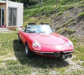 Alfa Romeo Spider 2000 Veloce (1981) Alfa Romeo Spider 2000 Veloce (1981)