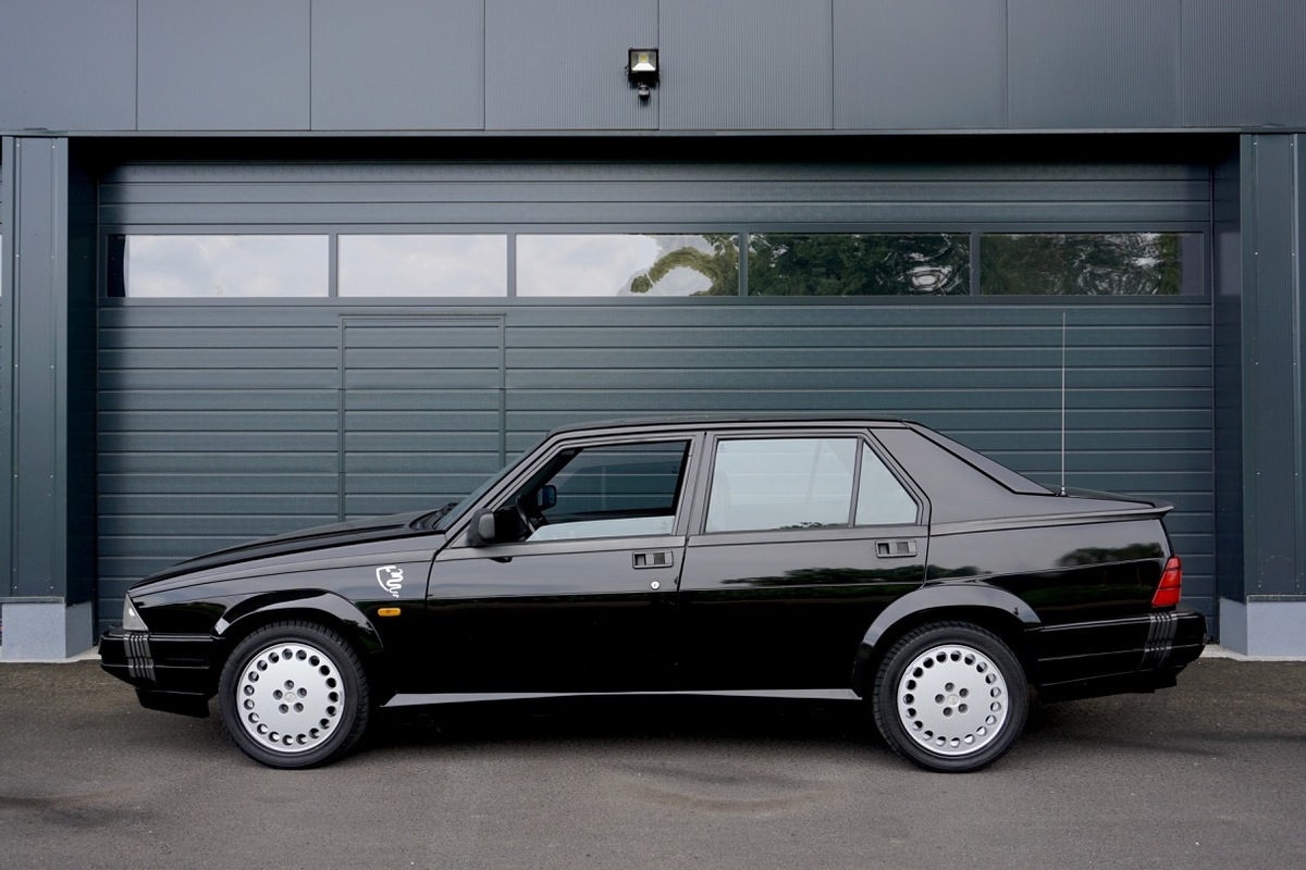 Alfa Romeo 75 3 0 V6 Qv 1990 Oldtimer Kaufen Zwischengas