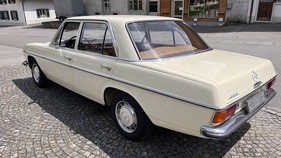 Bild 2 von Inserat Mercedes Benz 200 W115 8 1971