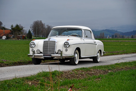 Mercedes-Benz 220 SE Ponton Coupé (1960) Mercedes-Benz 220 SE Ponton Coupé (1960)