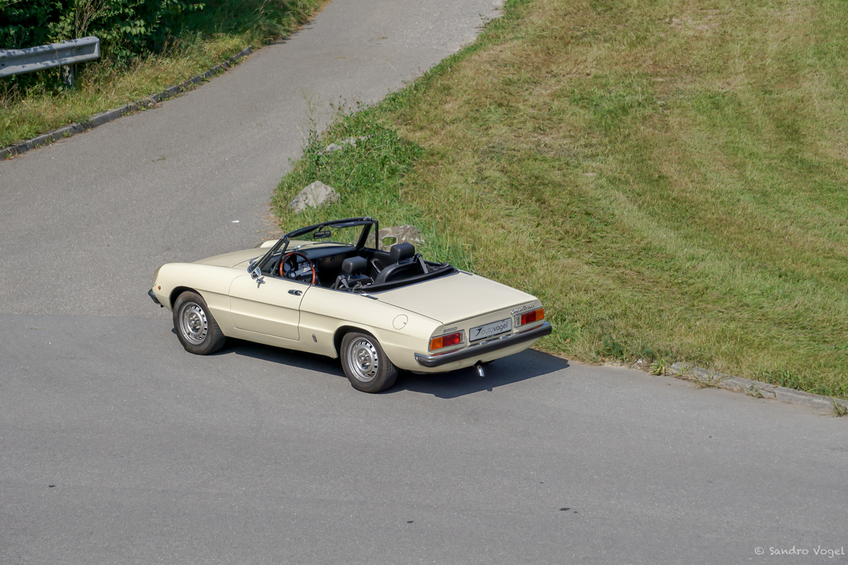 Bild 13 31 vom Fahrzeug-Verkaufsinserat Alfa Romeo Spider 2000 1979