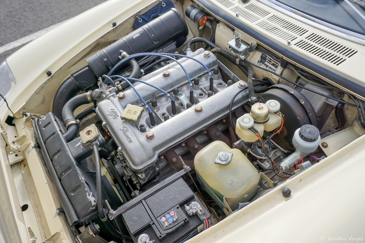 Bild 25 31 vom Fahrzeug-Verkaufsinserat Alfa Romeo Spider 2000 1979