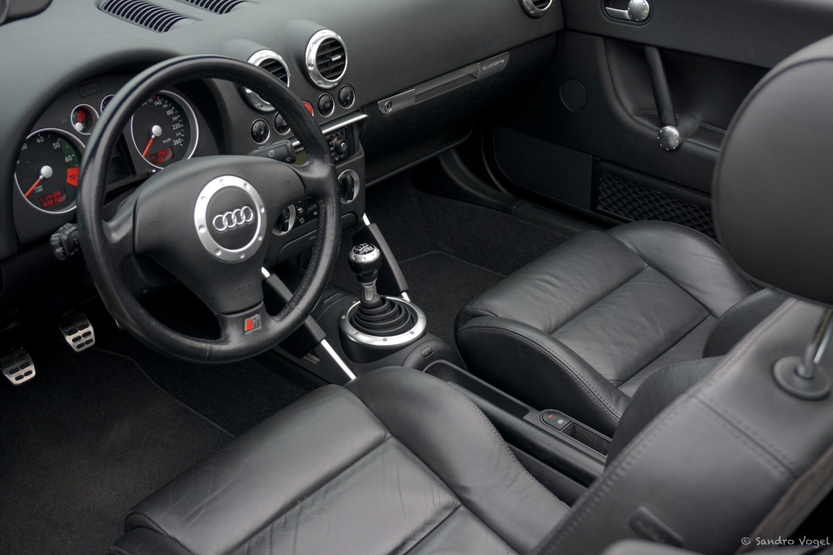 Bild 18 31 vom Fahrzeug-Verkaufsinserat Audi TT Roadster 1.8 T quattro 2001