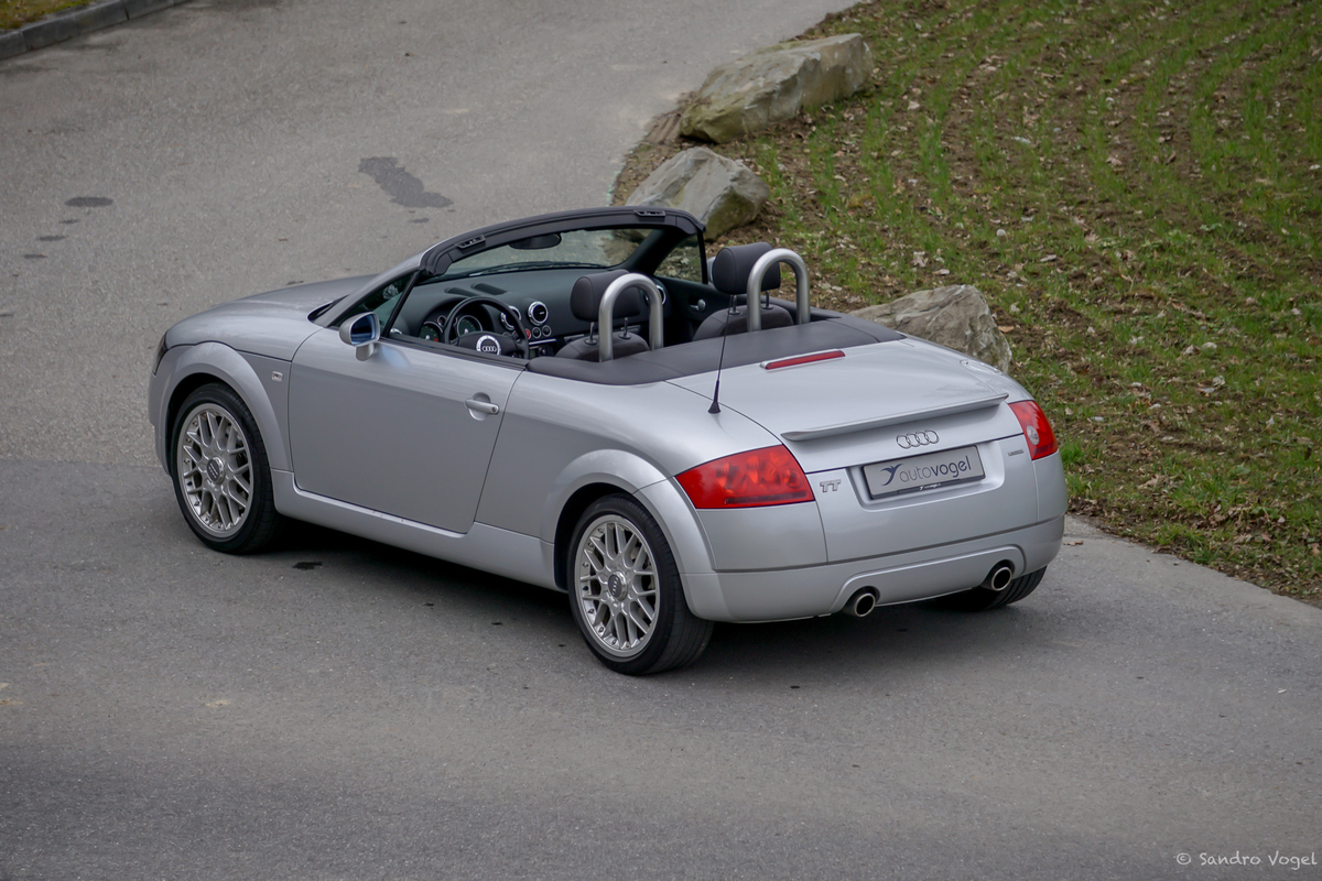 Bild 10 31 vom Fahrzeug-Verkaufsinserat Audi TT Roadster 1.8 T quattro 2001
