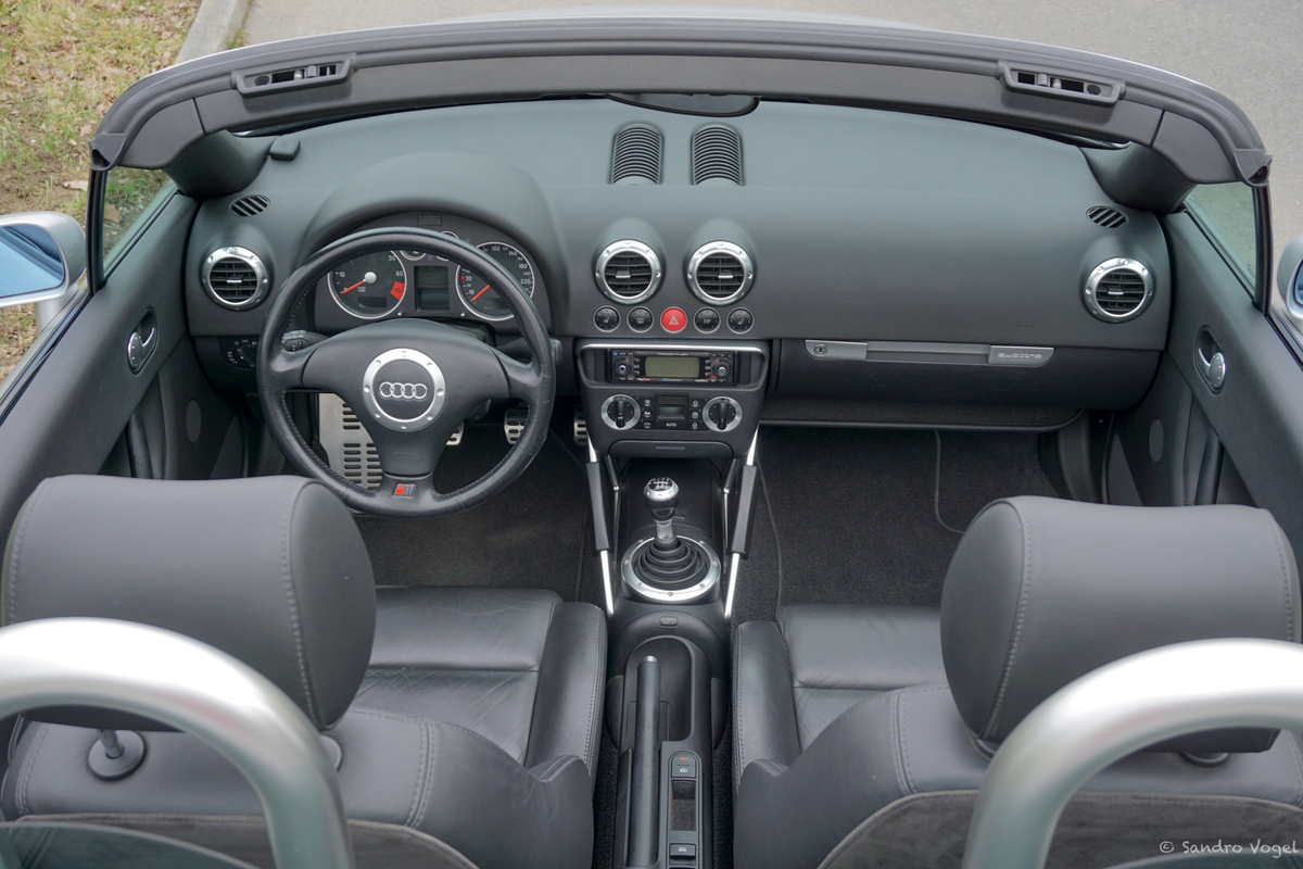 Bild 17 31 vom Fahrzeug-Verkaufsinserat Audi TT Roadster 1.8 T quattro 2001