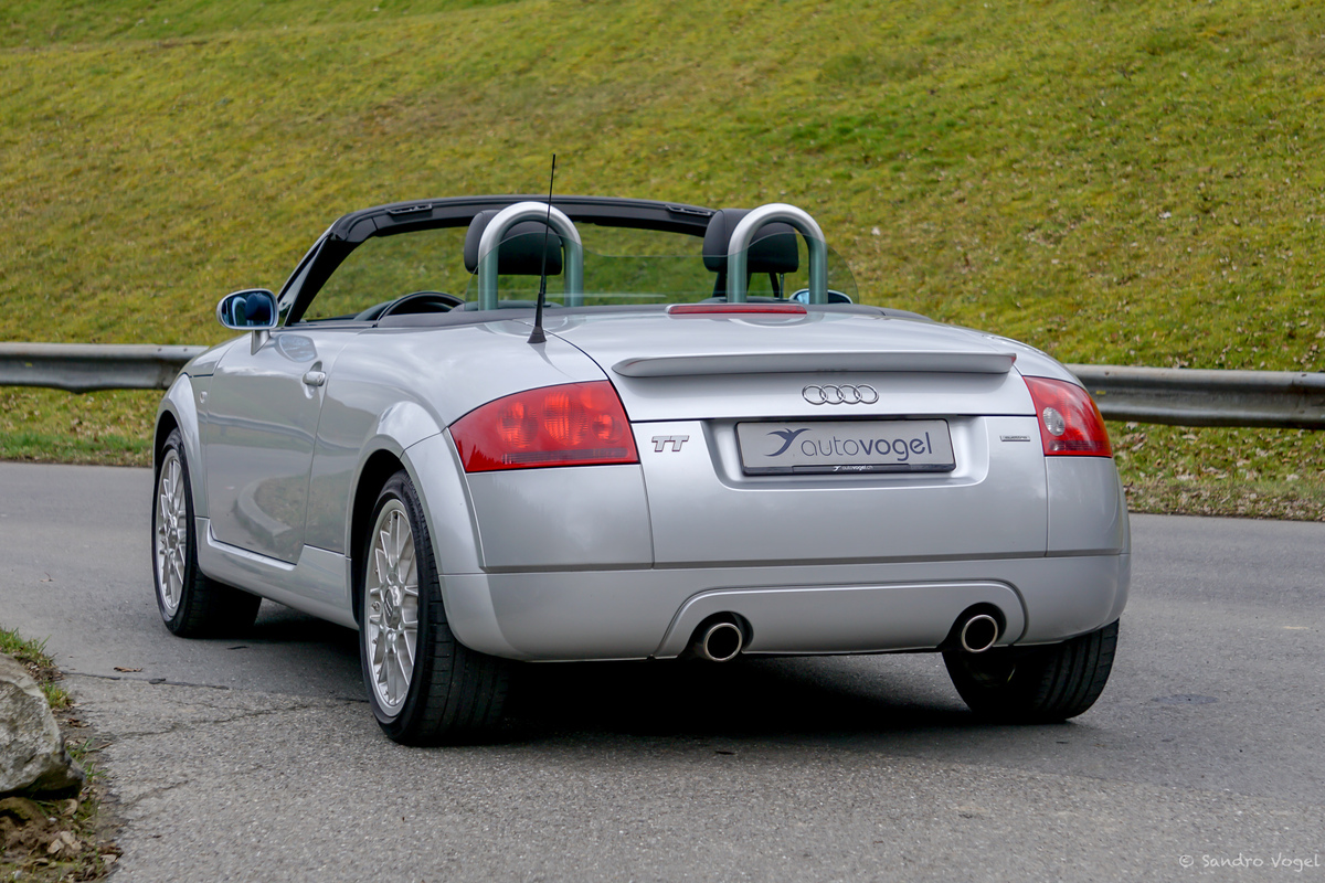 Bild 12 31 vom Fahrzeug-Verkaufsinserat Audi TT Roadster 1.8 T quattro 2001