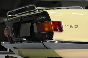Bild 14 von Inserat Triumph TR6 1971