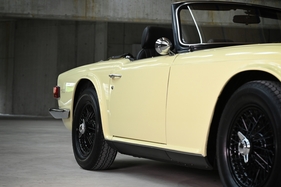 Bild 10 von Inserat Triumph TR6 1971
