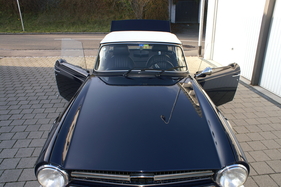 Triumph / GB TR6 (1974) Triumph / GB TR6 (1974)