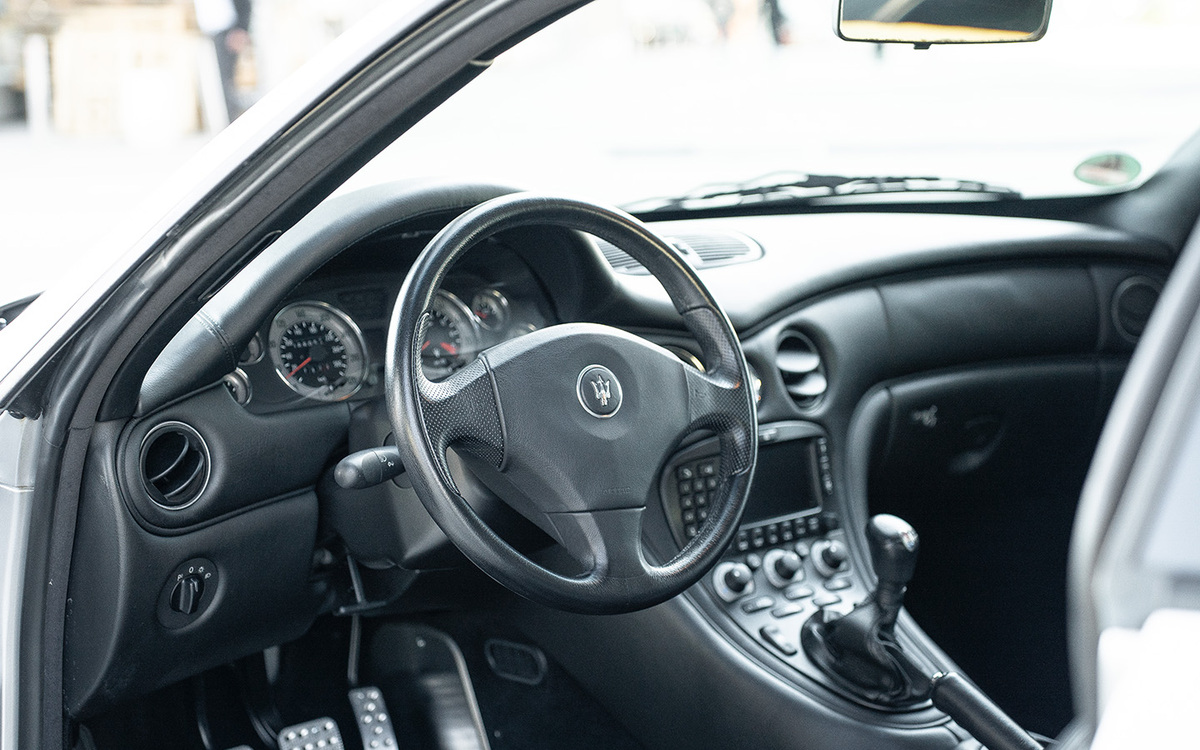 Bild 27 48 vom Fahrzeug-Verkaufsinserat Maserati 4200 GT 2004 4200 GT - Schalter 66tkm Scheckheft 2.Hand