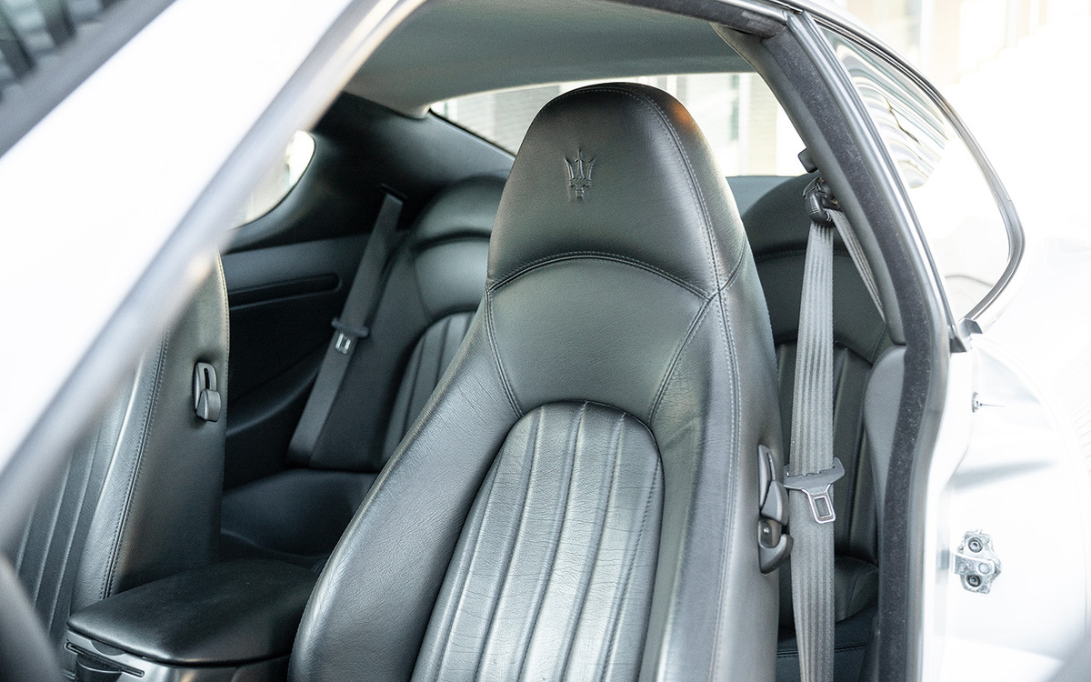 Bild 31 48 vom Fahrzeug-Verkaufsinserat Maserati 4200 GT 2004 4200 GT - Schalter 66tkm Scheckheft 2.Hand