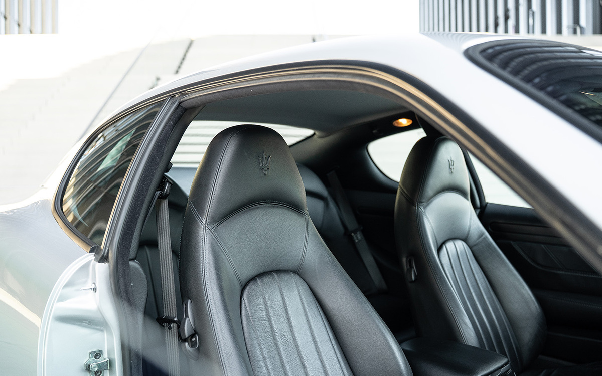 Bild 38 48 vom Fahrzeug-Verkaufsinserat Maserati 4200 GT 2004 4200 GT - Schalter 66tkm Scheckheft 2.Hand