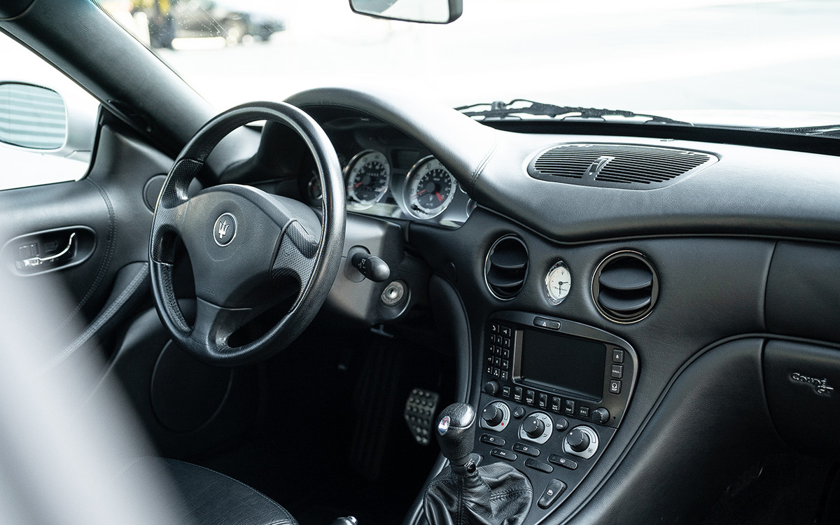 Bild 35 48 vom Fahrzeug-Verkaufsinserat Maserati 4200 GT 2004 4200 GT - Schalter 66tkm Scheckheft 2.Hand