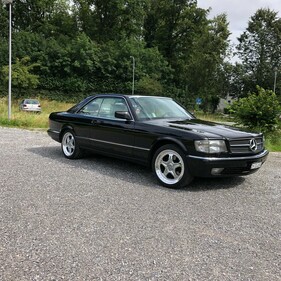 Mercedes Benz SEC 560 (1986)