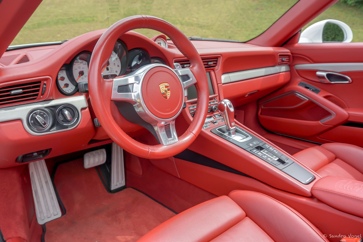 Bild 23 43 vom Fahrzeug-Verkaufsinserat Porsche 911 Targa 4 GTS 991.1 2015 1 von 1 525 gebauten Targas - Porsche-Garantie bis 02.03.2026 - 111-Punkte-Check + grosser Service bei Porsche - ab MFK - Top-Ausstattung
