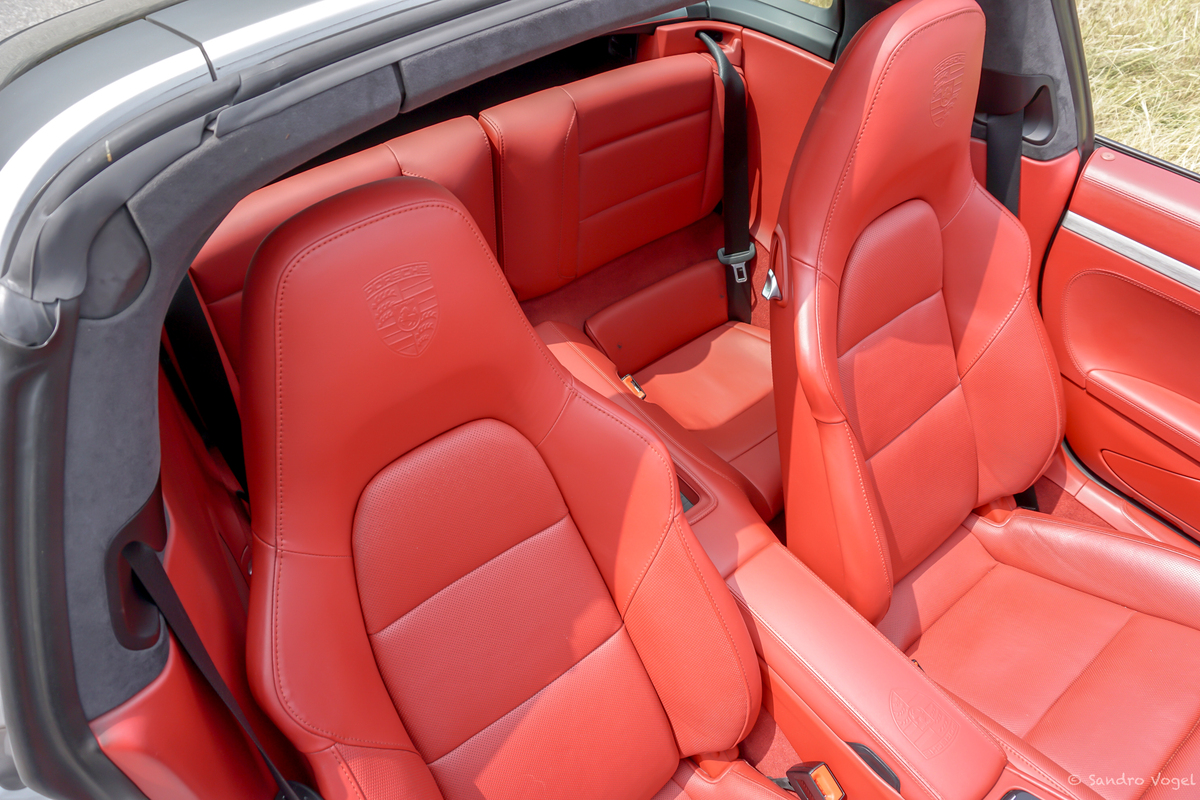 Bild 24 43 vom Fahrzeug-Verkaufsinserat Porsche 911 Targa 4 GTS 991.1 2015 1 von 1 525 gebauten Targas - Porsche-Garantie bis 02.03.2026 - 111-Punkte-Check + grosser Service bei Porsche - ab MFK - Top-Ausstattung