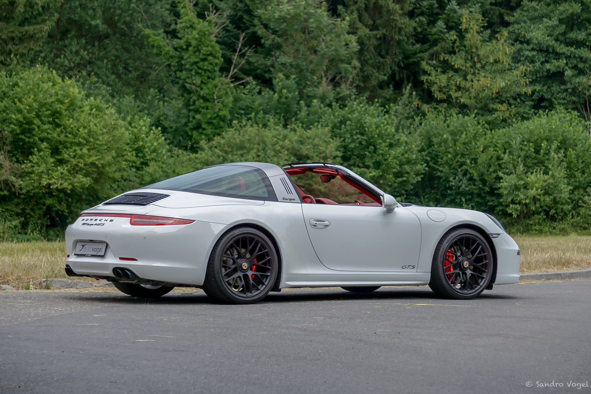Bild 2 43 vom Fahrzeug-Verkaufsinserat Porsche 911 Targa 4 GTS 991.1 2015 1 von 1 525 gebauten Targas - Porsche-Garantie bis 02.03.2026 - 111-Punkte-Check + grosser Service bei Porsche - ab MFK - Top-Ausstattung