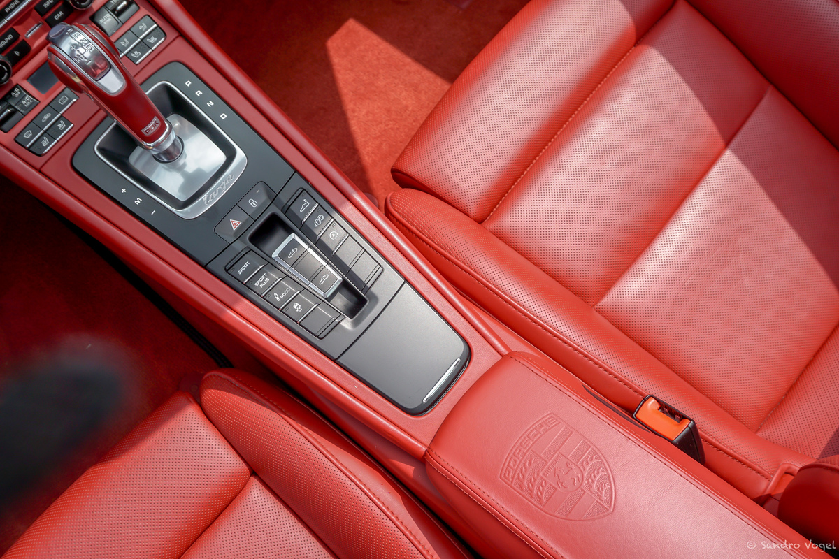 Bild 33 43 vom Fahrzeug-Verkaufsinserat Porsche 911 Targa 4 GTS 991.1 2015 1 von 1 525 gebauten Targas - Porsche-Garantie bis 02.03.2026 - 111-Punkte-Check + grosser Service bei Porsche - ab MFK - Top-Ausstattung