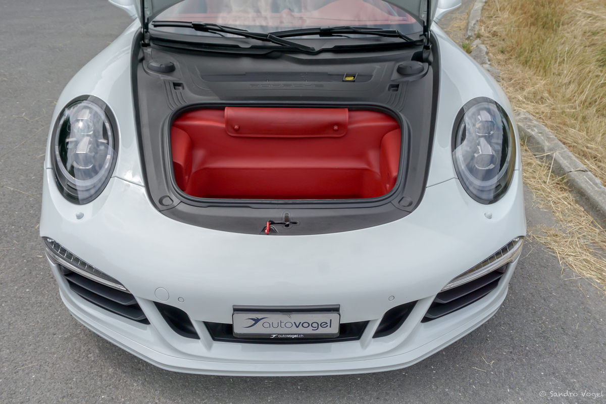 Bild 37 43 vom Fahrzeug-Verkaufsinserat Porsche 911 Targa 4 GTS 991.1 2015 1 von 1 525 gebauten Targas - Porsche-Garantie bis 02.03.2026 - 111-Punkte-Check + grosser Service bei Porsche - ab MFK - Top-Ausstattung