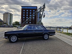 Mercedes Benz 280 E (1974) Mercedes Benz 280 E (1974)
