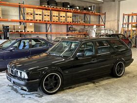 Bild 3 von Inserat BMW 540i V8 Touring 1995
