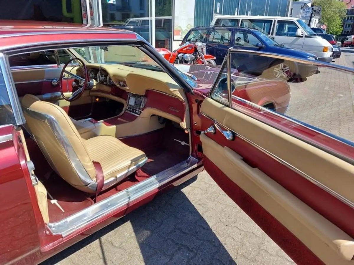 Bild 20 25 vom Fahrzeug-Verkaufsinserat Ford Thunderbird 1962 Ford Thunderbird Venezia