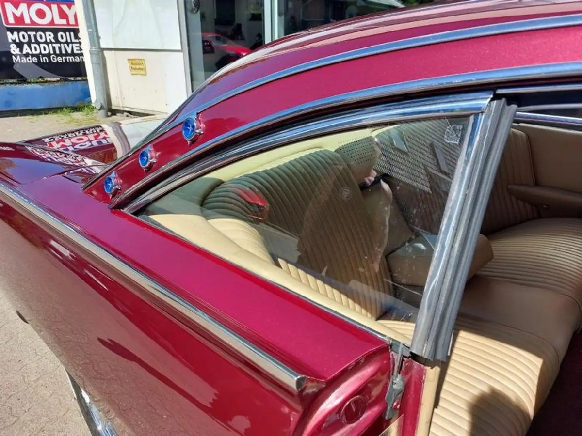 Bild 23 25 vom Fahrzeug-Verkaufsinserat Ford Thunderbird 1962 Ford Thunderbird Venezia