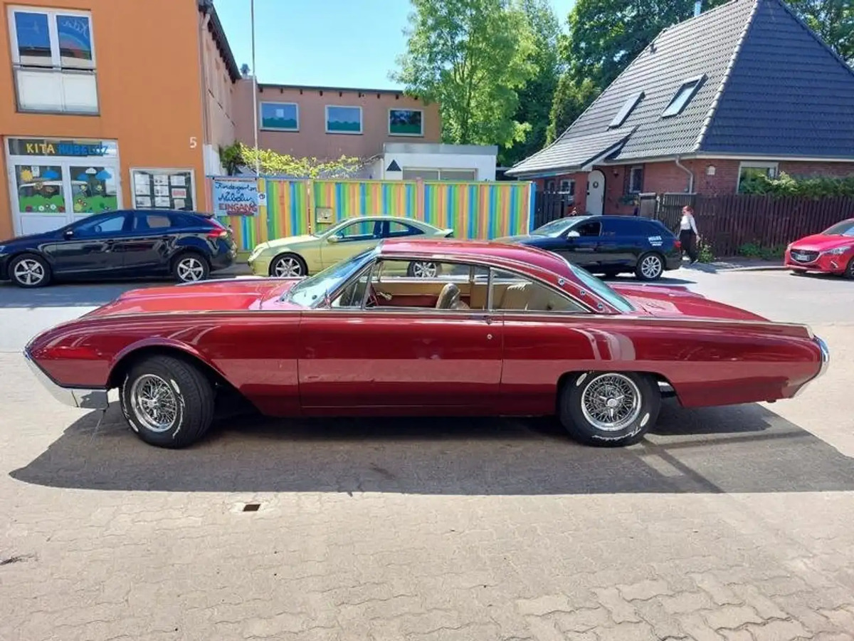 Bild 8 25 vom Fahrzeug-Verkaufsinserat Ford Thunderbird 1962 Ford Thunderbird Venezia