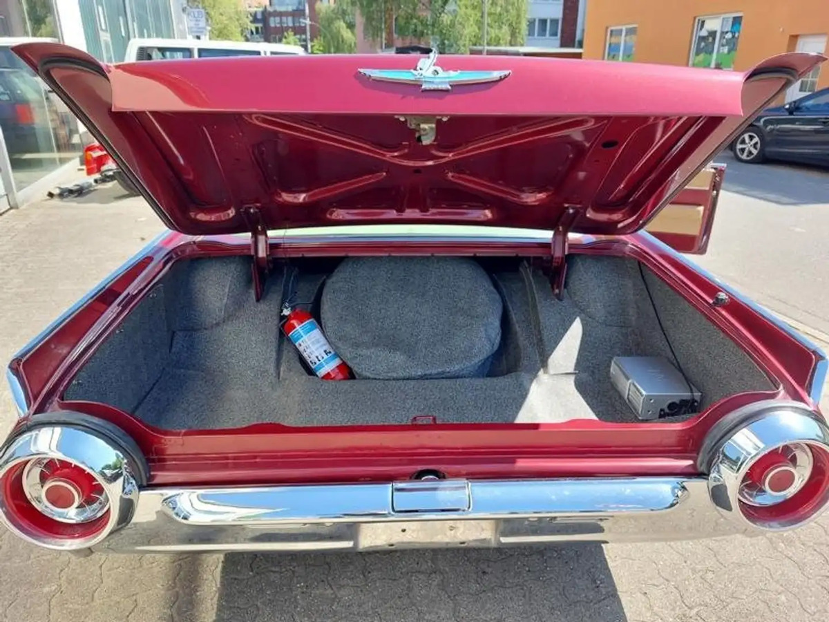 Bild 13 25 vom Fahrzeug-Verkaufsinserat Ford Thunderbird 1962 Ford Thunderbird Venezia