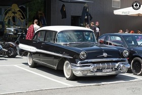 Bild 4 von Inserat Pontiac Chieftain 1957