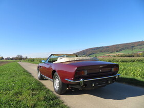 Bild 2 von Inserat Aston Martin V8 Volante 1980