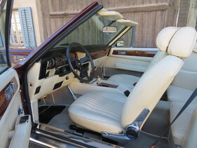 Bild 7 von Inserat Aston Martin V8 Volante 1980