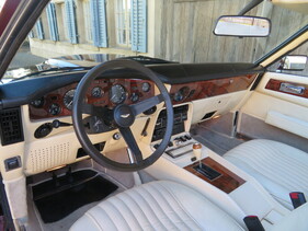 Bild 14 von Inserat Aston Martin V8 Volante 1980