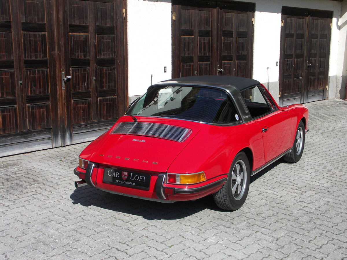 Bild 2 37 vom Fahrzeug-Verkaufsinserat Porsche 911 E Targa Sportomatic 1971 Targa, Einspritzmotor und Sportomatic - wohl die angenehmste Variante einen fruehen 911 zu fahren.