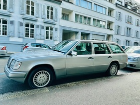 Mercedes-Benz E 300 TD Turbo (1996) Mercedes-Benz E 300 TD Turbo (1996)