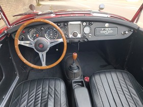 Bild 11 von Inserat MG MGA 1500 1959