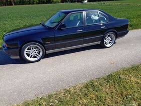 Bild 3 von Inserat BMW M5 E34, 3.8 l Nuerburgringpaket 1995