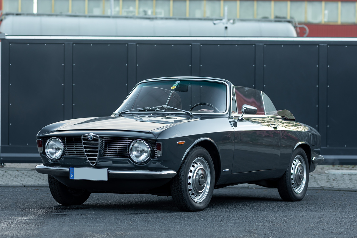 Alfa Romeo GTC 1600 Bertone (1966) Oldtimer kaufen Zwischengas