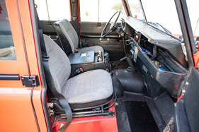 Bild 21 von Inserat Land Rover Defender 109 V8 1983