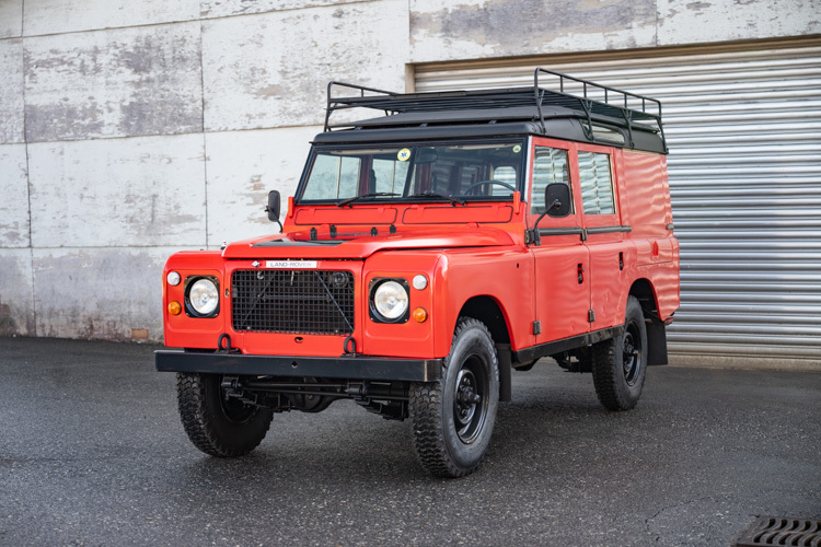 Bild 1 30 vom Fahrzeug-Verkaufsinserat Land Rover Defender 109 V8 1983 Land Rover Defender 109 V8 1983