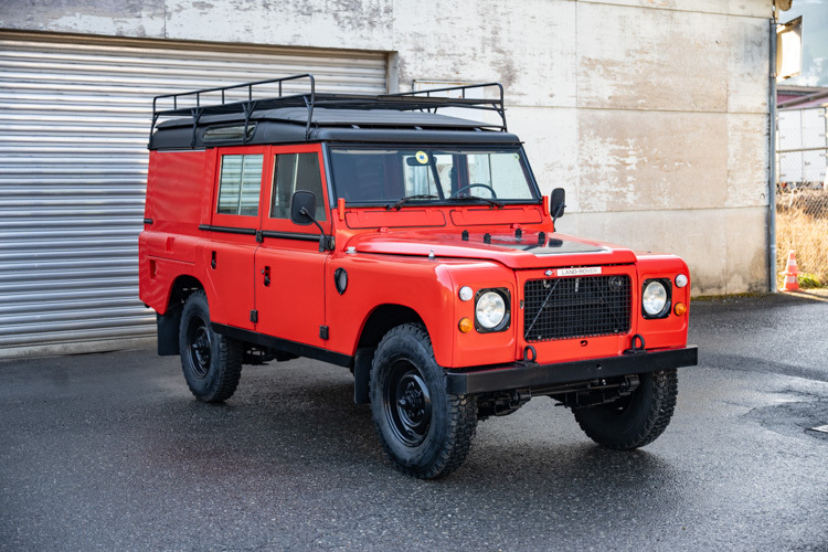 Bild 3 30 vom Fahrzeug-Verkaufsinserat Land Rover Defender 109 V8 1983 Land Rover Defender 109 V8 1983