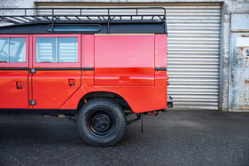 Bild 13 von Inserat Land Rover Defender 109 V8 1983