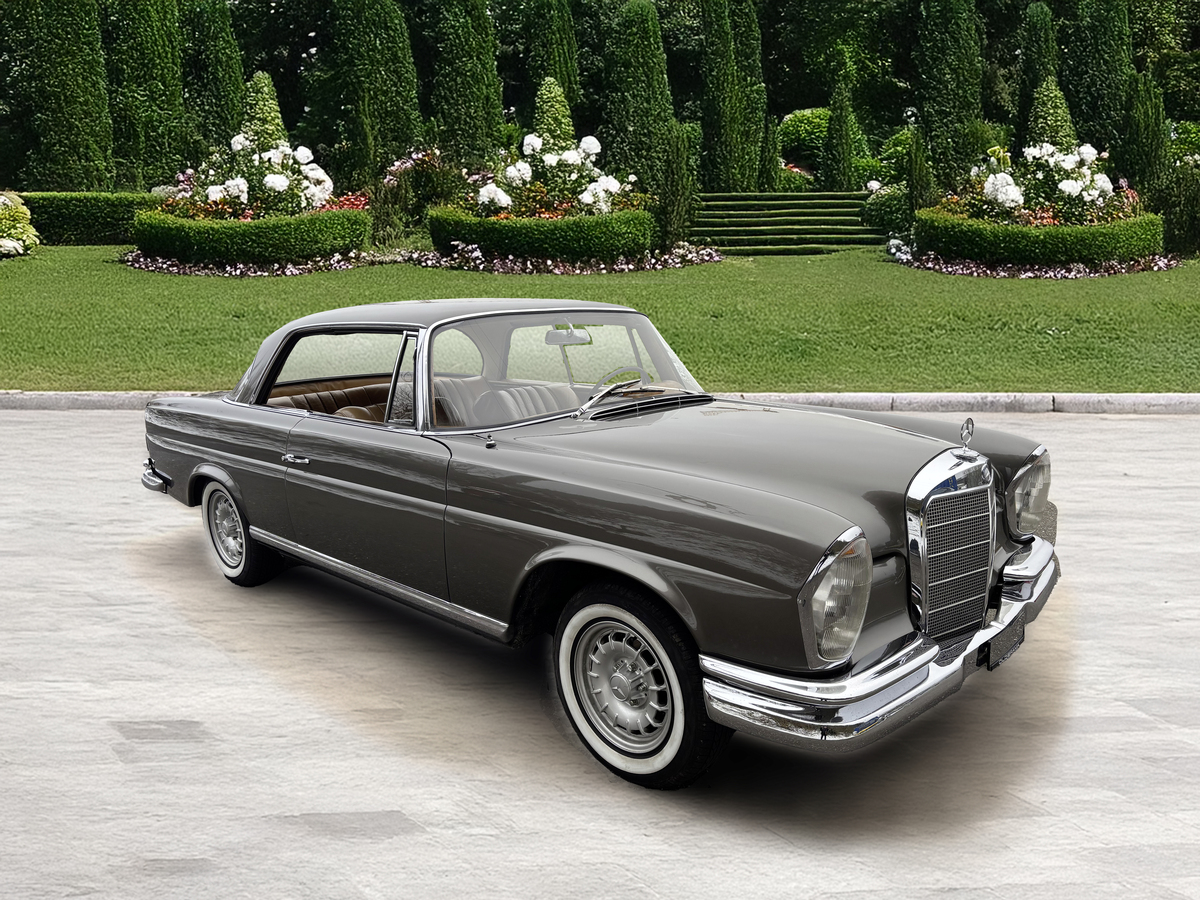 Bild 8 9 vom Fahrzeug-Verkaufsinserat Mercedes Benz 220 SE Coupe 1964 Mercedes 220 SE fuer einen Aestethen, der Stil und Eleganz liebt.