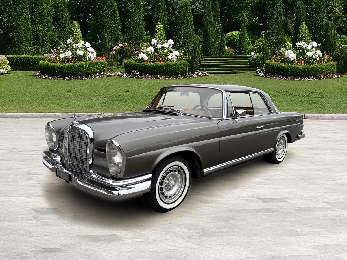Bild 2 9 vom Fahrzeug-Verkaufsinserat Mercedes Benz 220 SE Coupe 1964 Mercedes 220 SE fuer einen Aestethen, der Stil und Eleganz liebt.