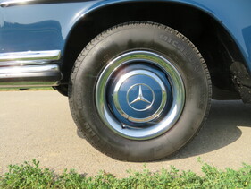 Bild 16 von Inserat Mercedes Benz 250 SE 1966