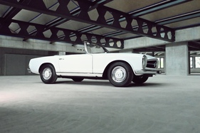 Mercedes Benz 230SL (1964) Mercedes Benz 230SL (1964)
