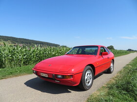Porsche 924 S (1986) Porsche 924 S (1986)