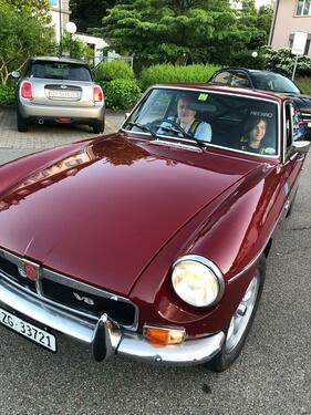 MG B GT V8 (1974) MG B GT V8 (1974)